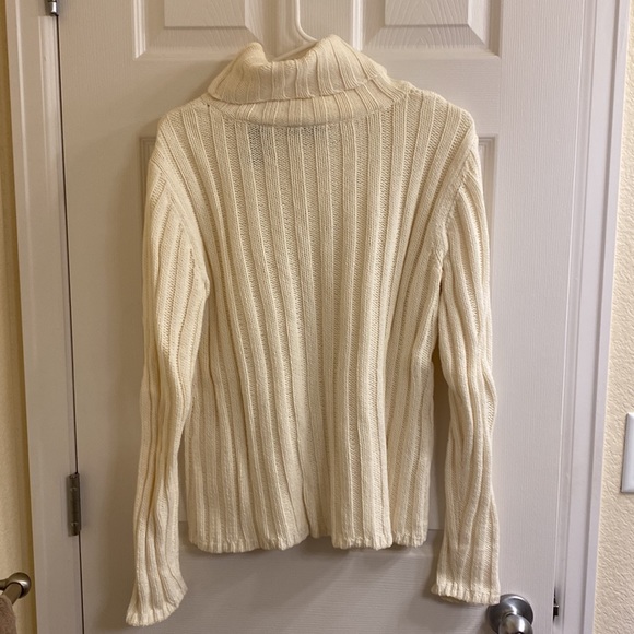 Axcess turtleneck sweater - Picture 2 of 5